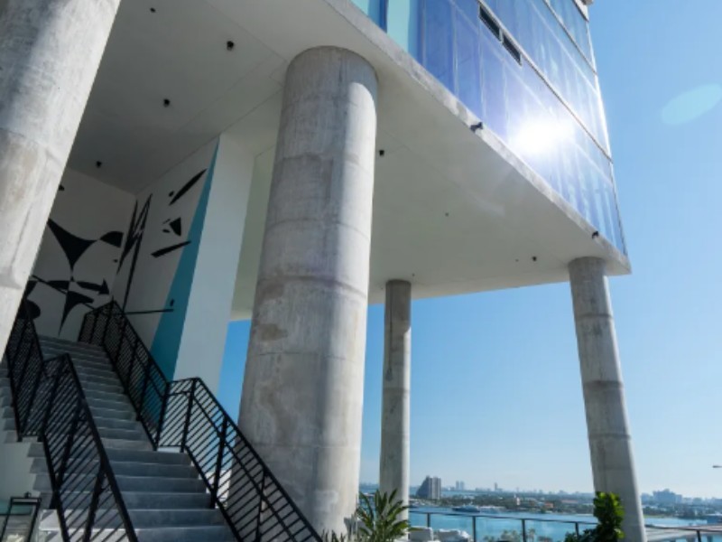 398 NE 5th St - Florida - Miami - 33132